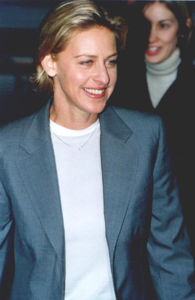 ellen.JPG (133323 bytes)