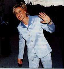 elly8.jpg (14777 bytes)
