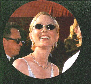 oscarcir.jpg (25596 bytes)